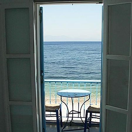 Kleopatra'S Rooms Livadia  Екстер'єр фото